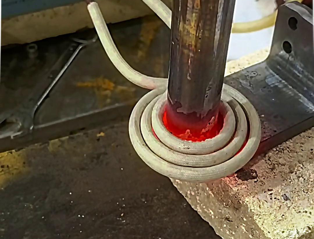 丝瓜视频黄片手持式高频加热机:28mm 铜管弯头热拆的高效解决方案(图2) 丝瓜视频黄片手持式高频加热机:28mm 铜管弯头热拆的高效解决方案(图2)